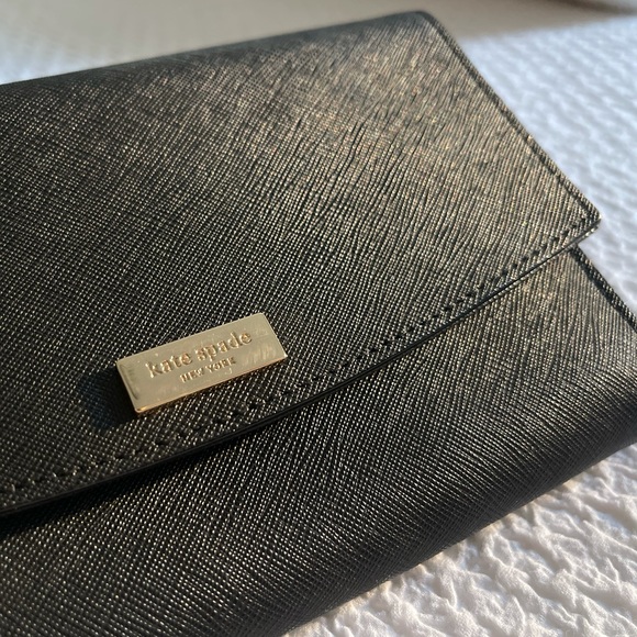 Kate Spade ♠️ - Picture 6 of 12